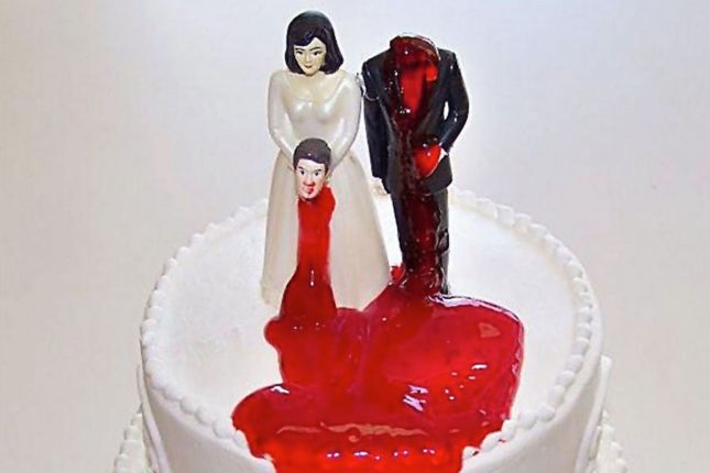 Tasteless-just-divorced-cakes1